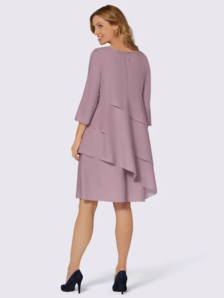 Robe à Volants Look Superposé Tendance 3 Robe à Volants Look Superposé Tendance – Image 3