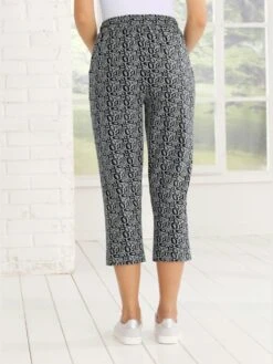 Pantalon De Loisirs 7/8 Ceinture élastique, Coulisse Et Lien à Nouer -Promos Mode Exquise Boutique 050.00ZUK03339 A03.003