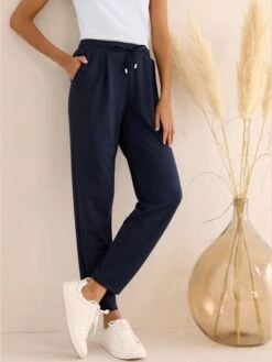 Pantalon Qualité Douce Et Fluide